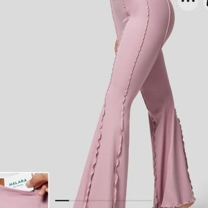 HALARA Ribbed High-Waist Lettuce Trim Pocket Flare Size: L; color:Bleached Mauve